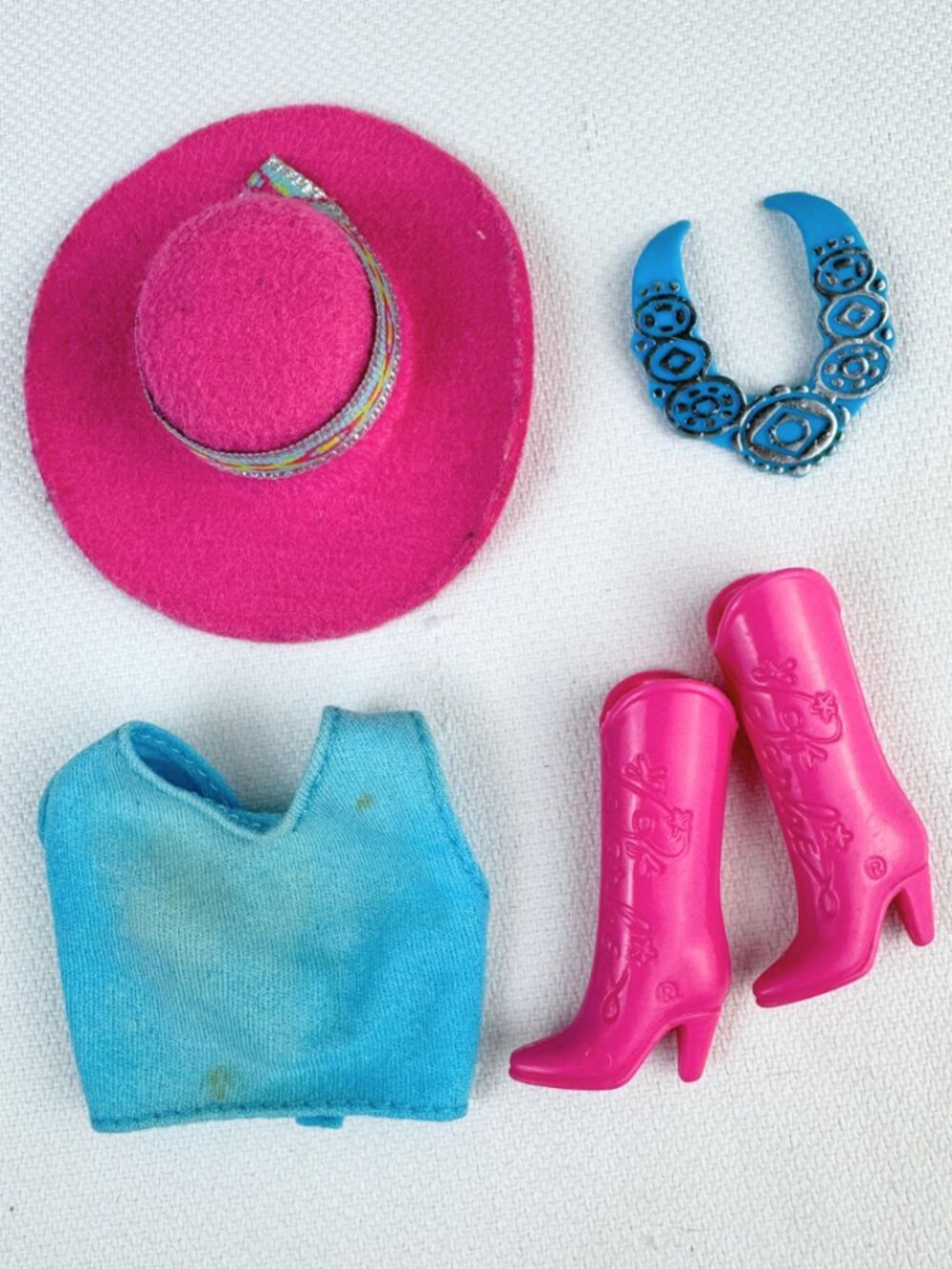 1989 Western Fun Barbie Accessories